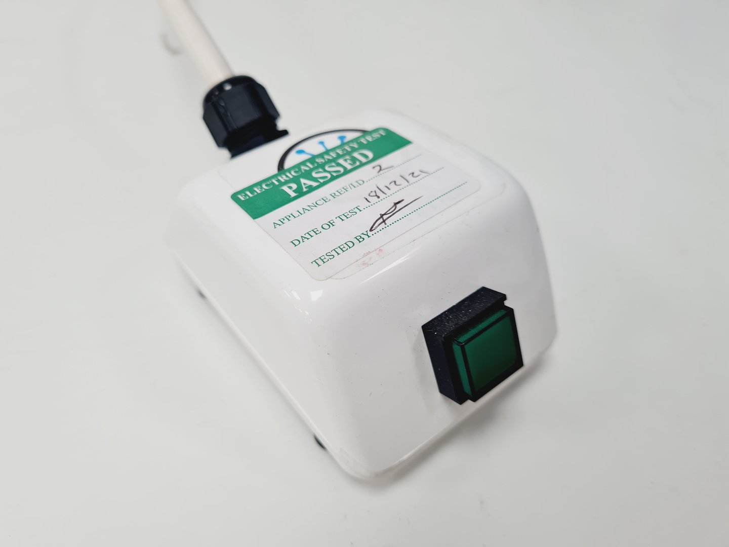 Image of Lab-Bubble Still Air PCR Enclosure - Blue