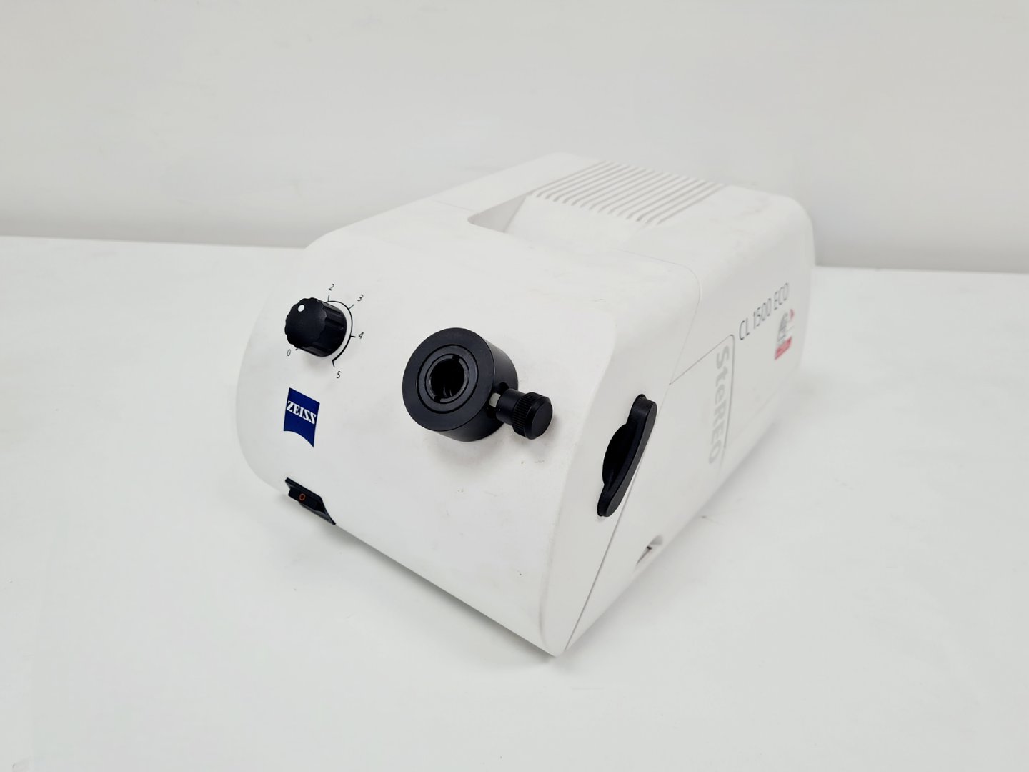 Image of Zeiss CL 1500 ECO Cold Light Source Lab