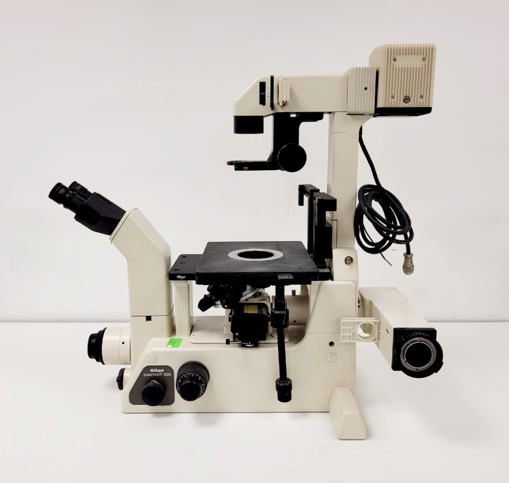 Image of Nikon Diaphot 300 Microscope *Condenser Removed* Lab Spares/Repairs