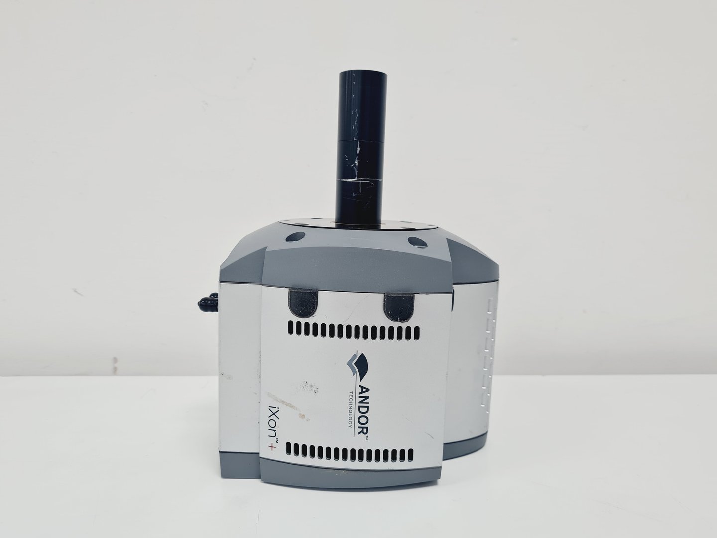 Andor iXon em+ DU-885K-CS0-#VP Camera