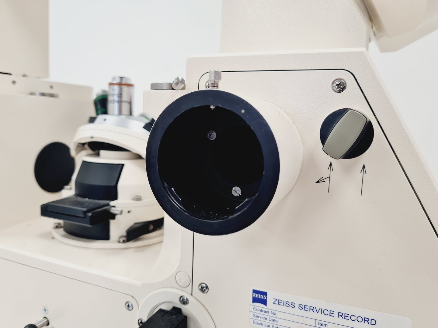 Image of Carl Zeiss Axiovert 35M Inverted Microscope (No Stage or PSU)