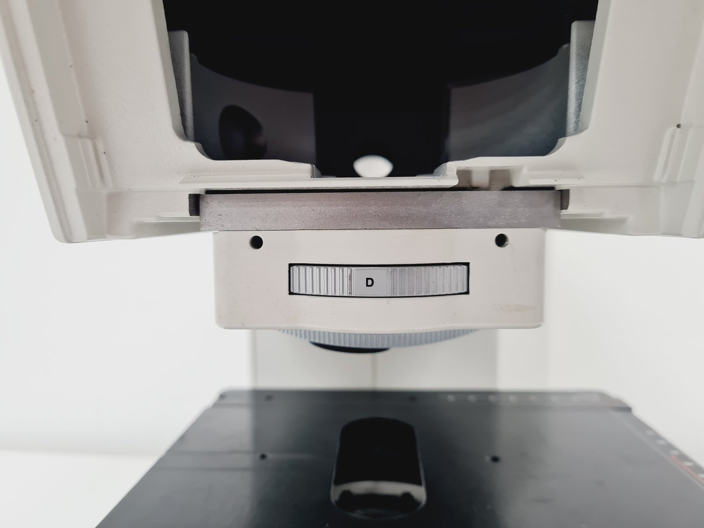 Image of Leica Leitz DMRBE Trinocular Research Microscope Spares/Repairs