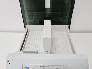 Thumbnail image of Dionex LC25, ED50, GP50, AS40 IC Ion Chromatography System Lab