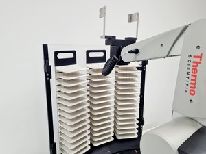 Thumbnail image of Thermo Scientific Catalyst Express C500D Robotic Arm