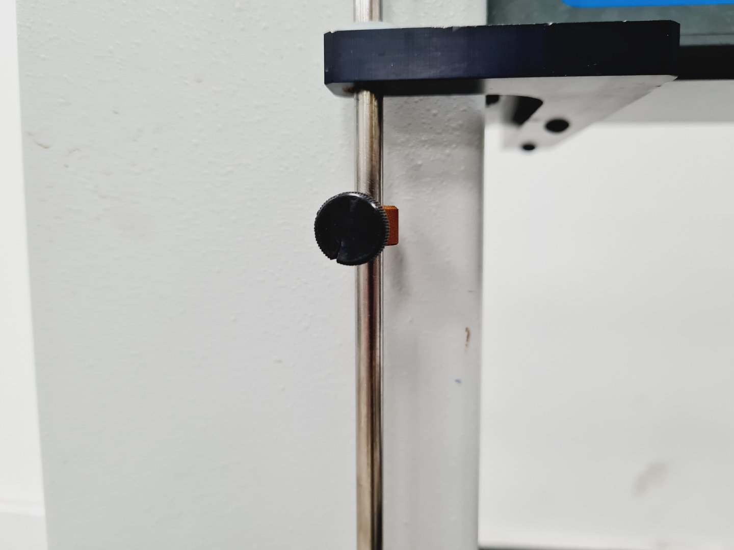 Image of Lloyd Instruments Easy Test EZ20 Materials Testing Machine 