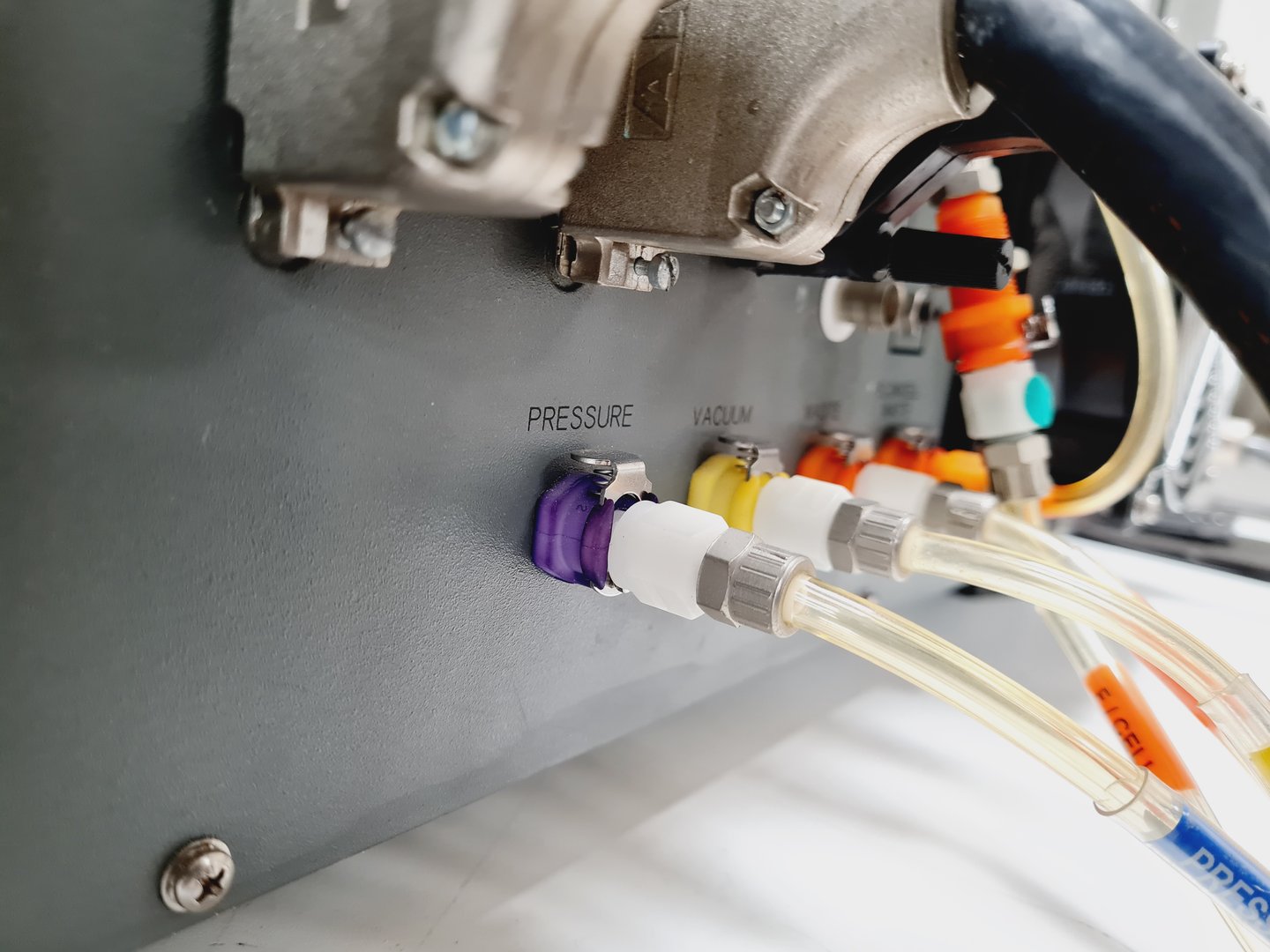 Image of Beckman Coulter Cytomics FC 500 MPL w/ Cytometry UPS Power Supply Faulty