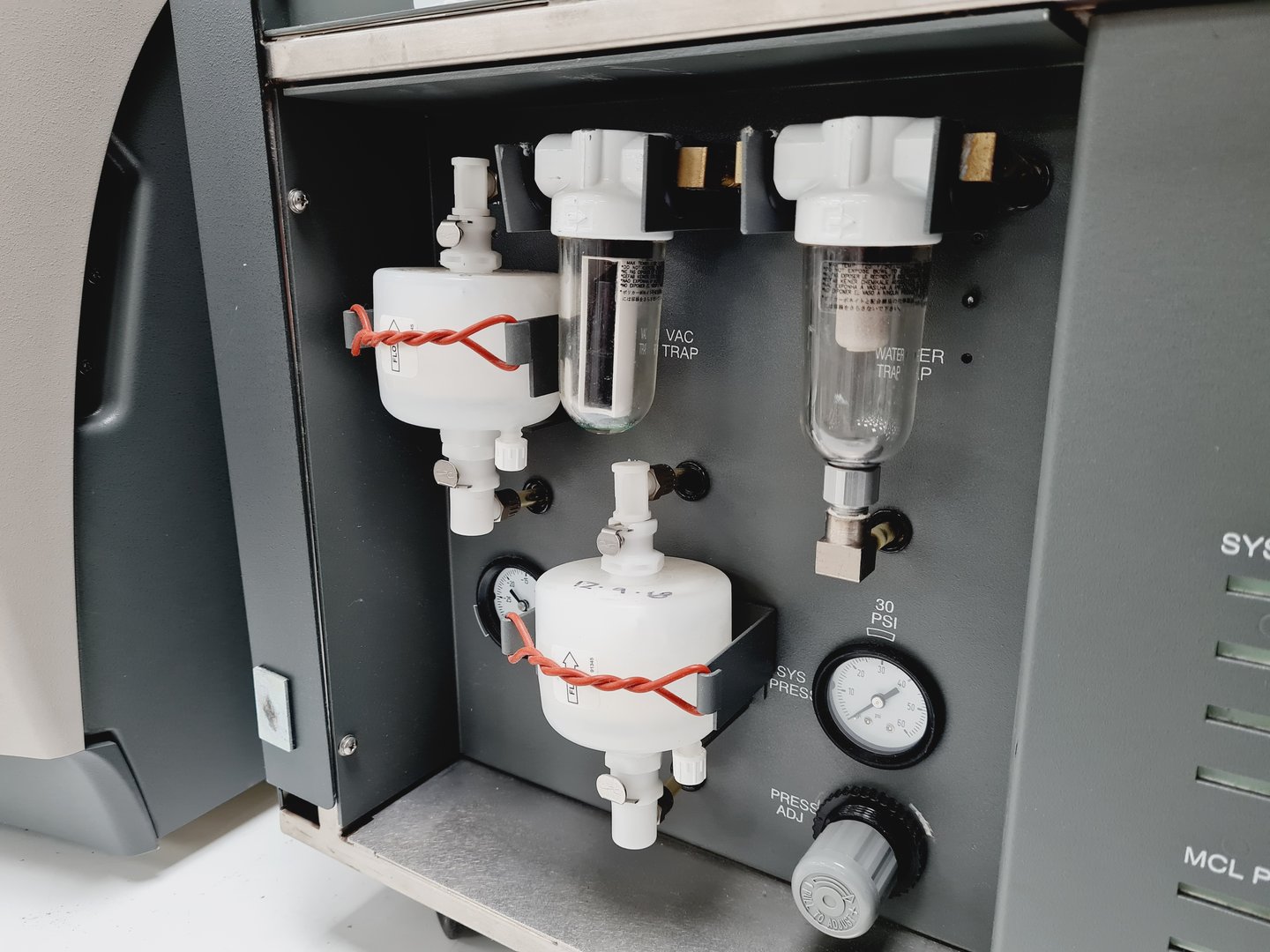 Image of Beckman Coulter Cytomics FC 500 MPL w/ Cytometry UPS Power Supply Faulty