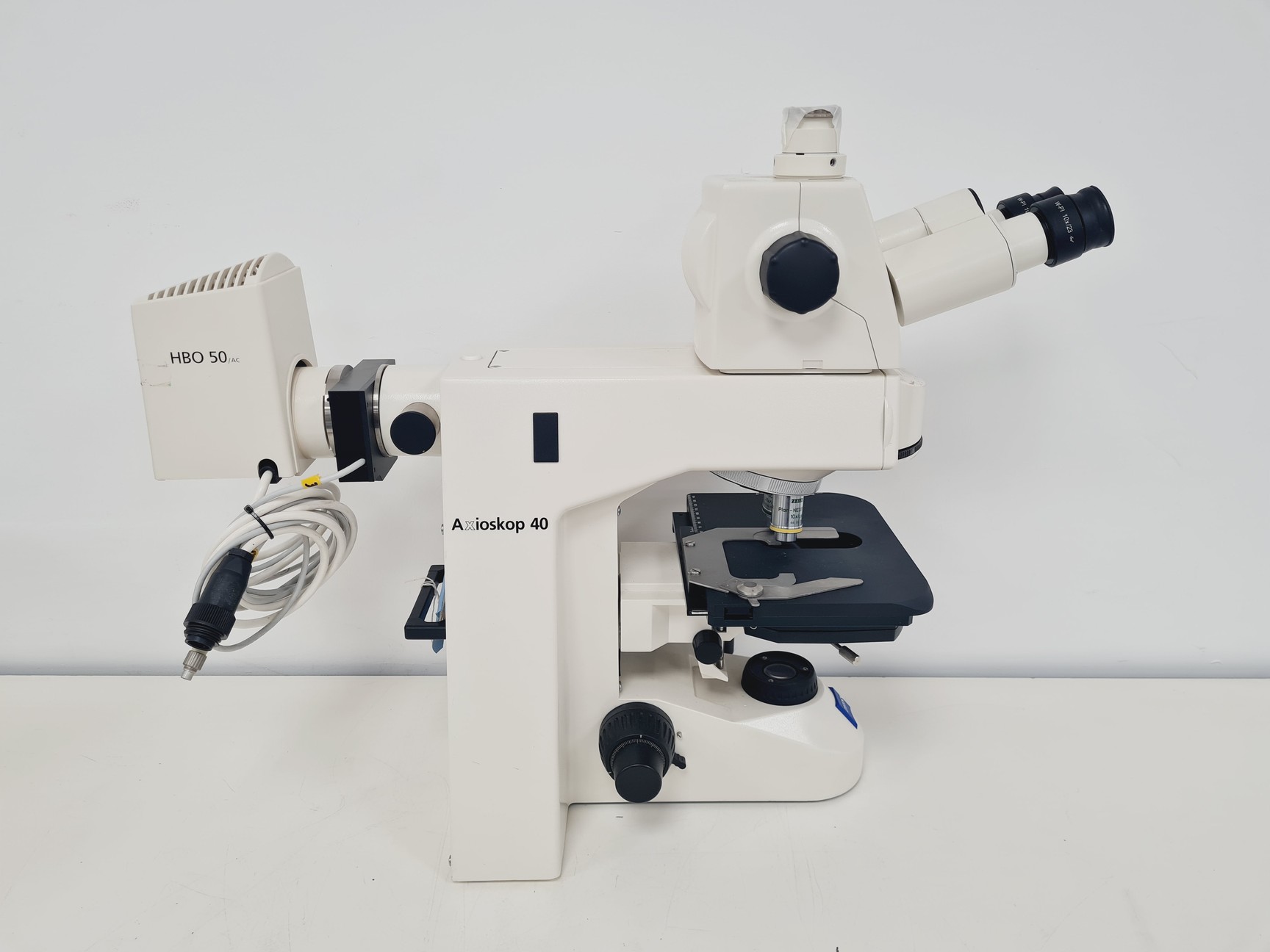 Image of Zeiss Axioskop 40 FL 3x Objectives Plan-NEOFLAUR, APOCHROMAT 10x, 20x, 40x Lab