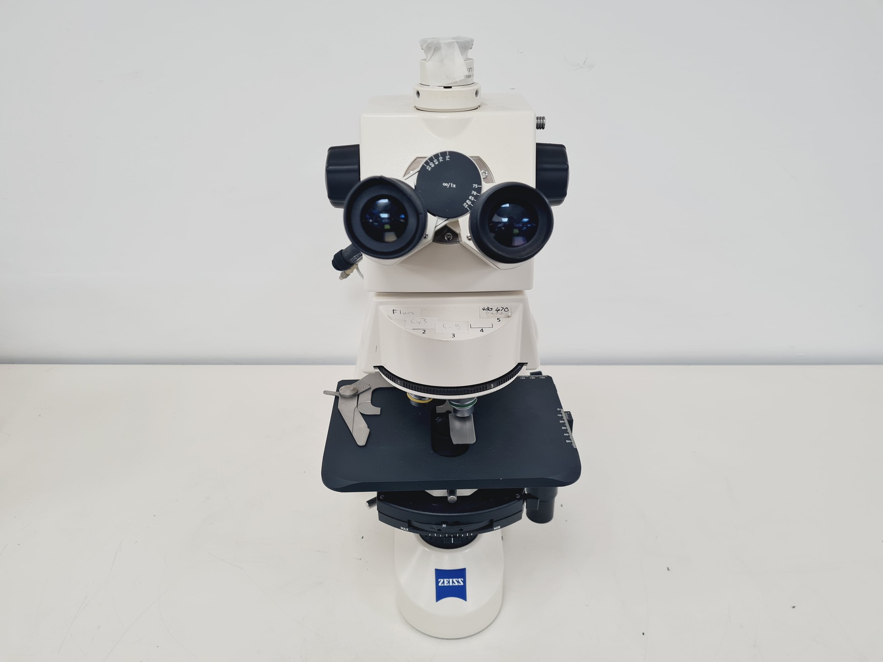 Image of Zeiss Axioskop 40 FL 3x Objectives Plan-NEOFLAUR, APOCHROMAT 10x, 20x, 40x Lab