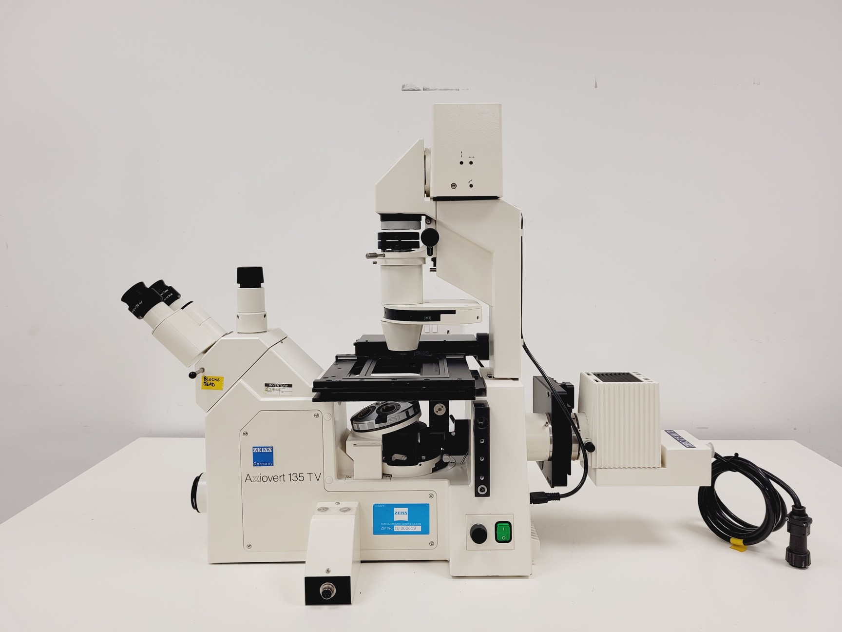 Image of Zeiss Axiovert 135 TV w/ XBO 75, Prior Motorised Stage & Control Lab