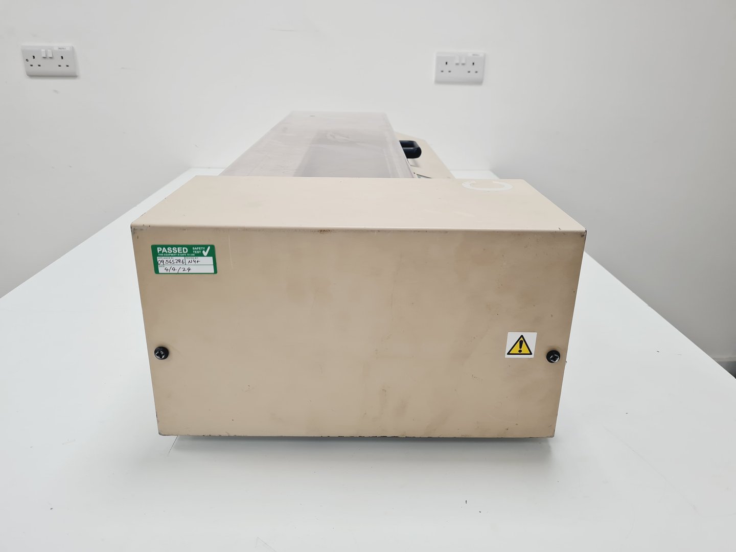 Image of Hounsfield H20K-W Tensometer w/ PSU & Various Parts