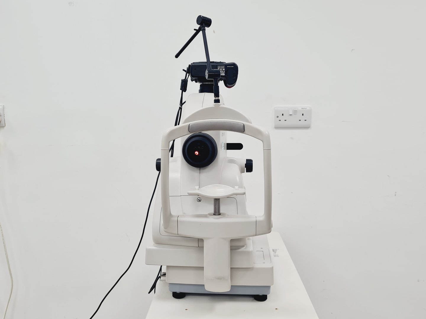 Image of Topcon TRC NW6S Non-Mydriatic w/ Nikon D200 Lab
