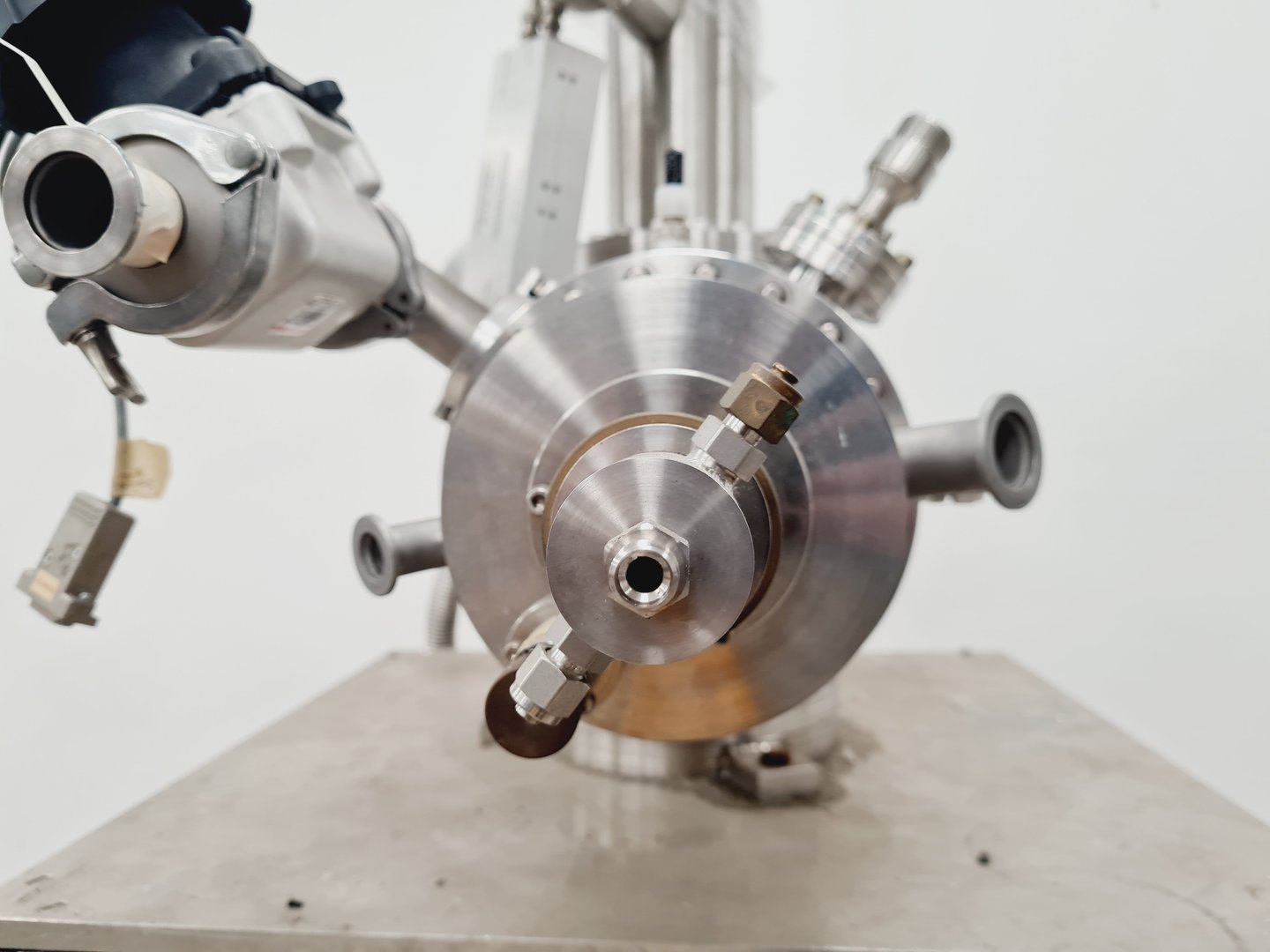 Image of ABB Extrel Mass Spectrometer Quadruple Mass w/ Pumps, Chiller & Various Parts