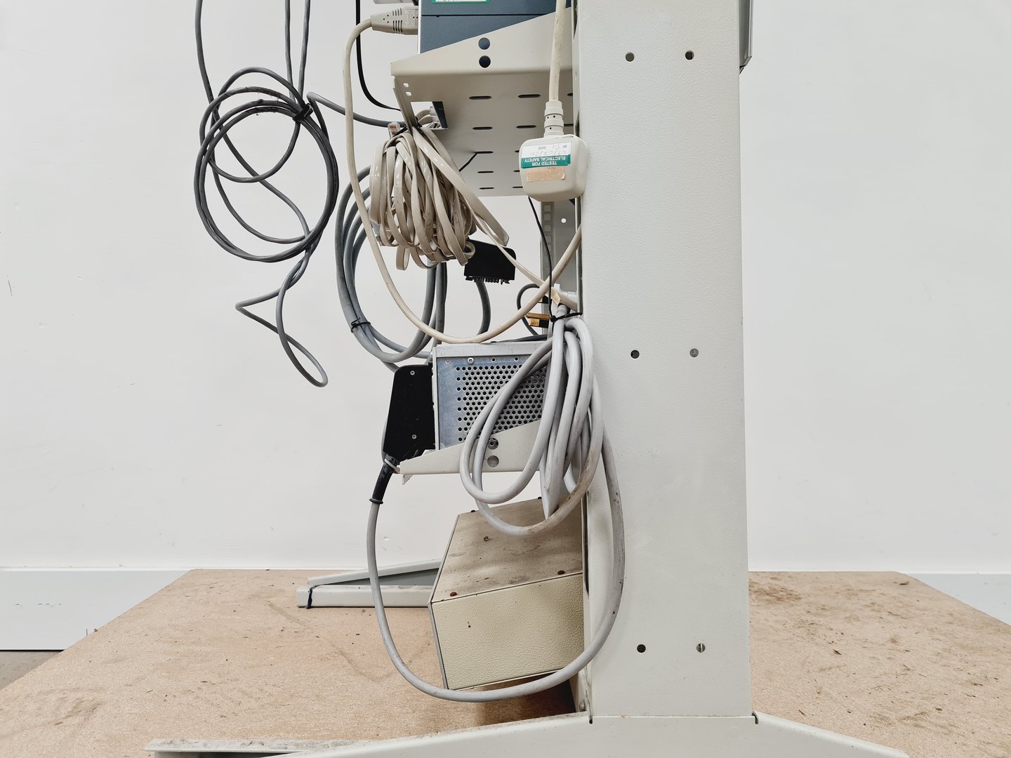 Image of ABB Extrel Mass Spectrometer Quadruple Mass w/ Pumps, Chiller & Various Parts