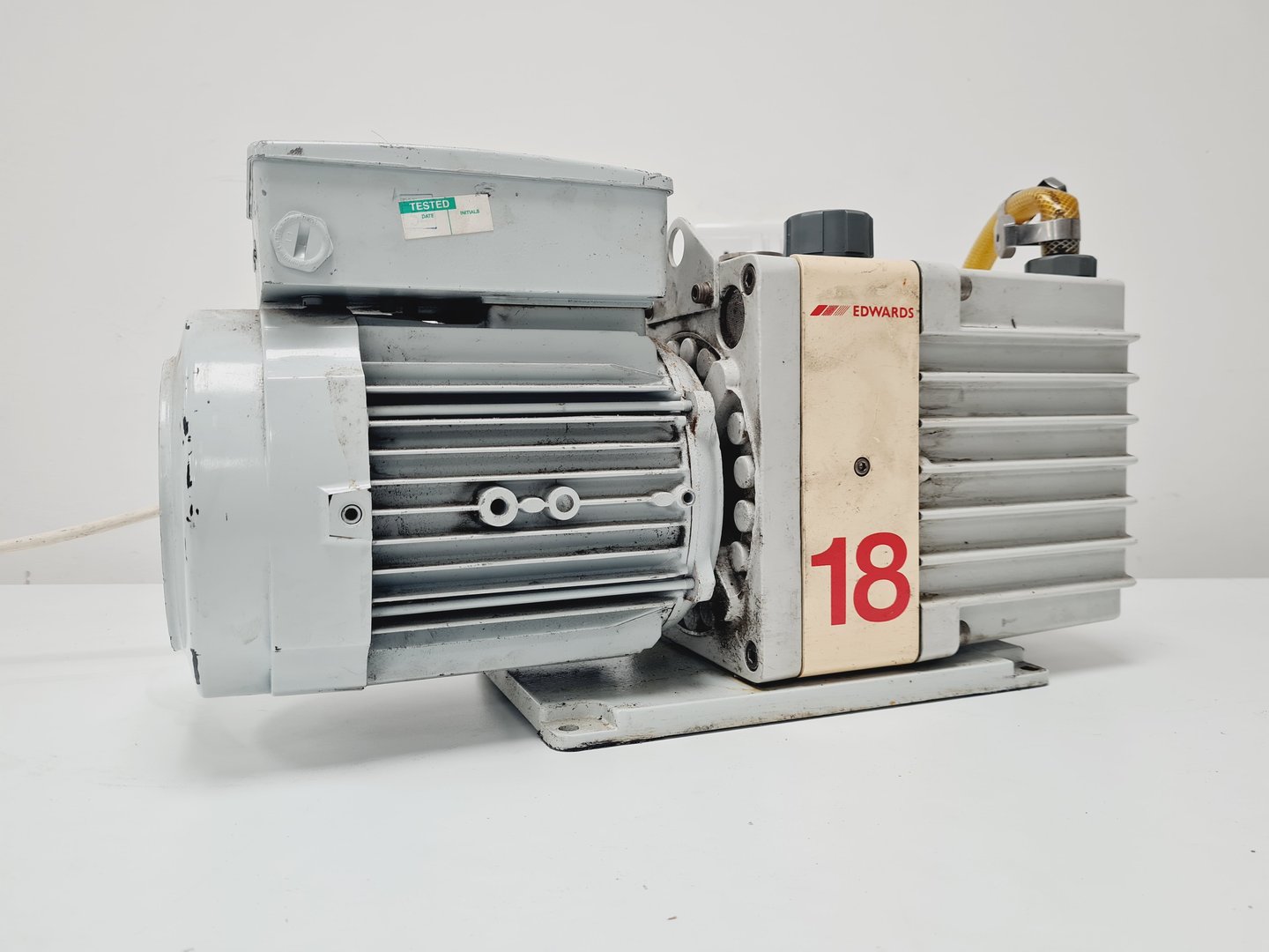Image of ABB Extrel Mass Spectrometer Quadruple Mass w/ Pumps, Chiller & Various Parts