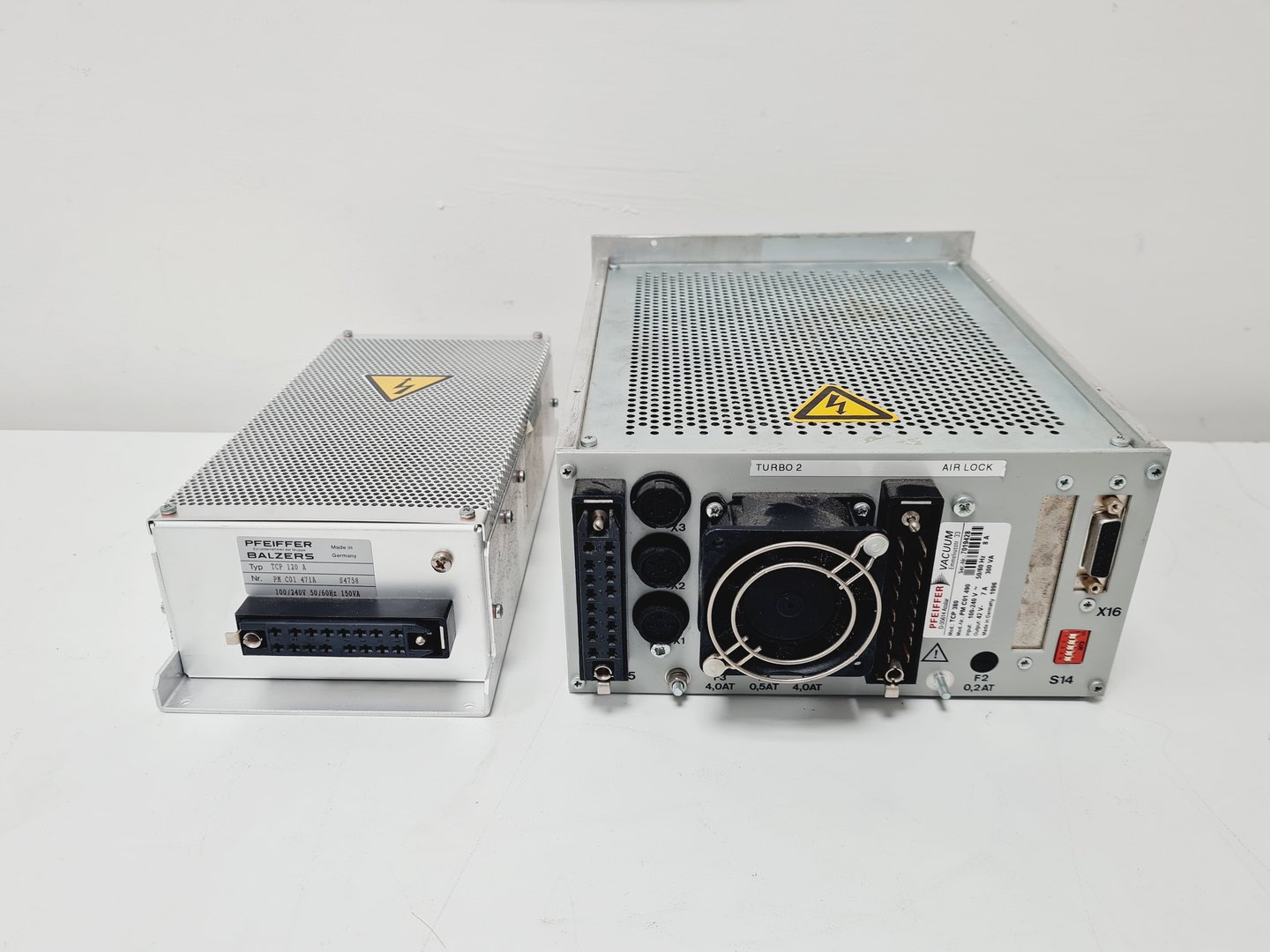 Image of ABB Extrel Mass Spectrometer Quadruple Mass w/ Pumps, Chiller & Various Parts