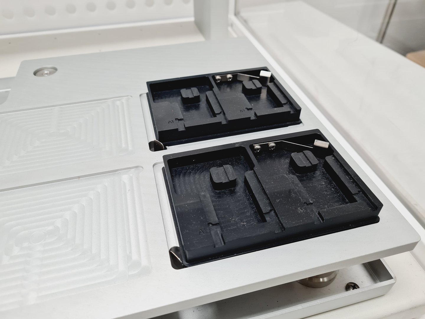 Image of Amersham Biosciences Ettan Spotter,PC & Software,Various Parts & Accessories Lab