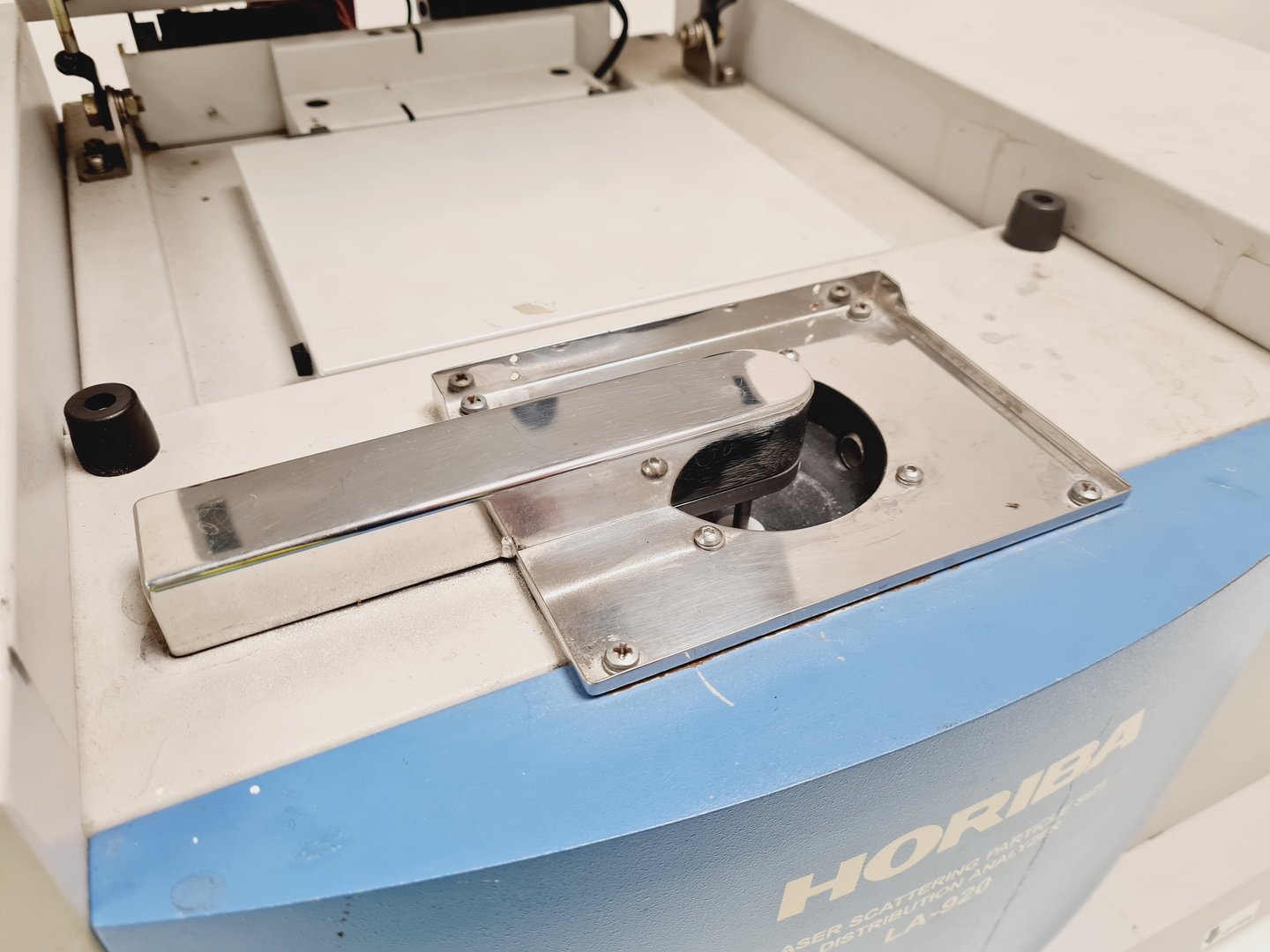 Image of Horiba LA-920 Laser Scattering Particle Size Distribution Analyzer Spares/Repair