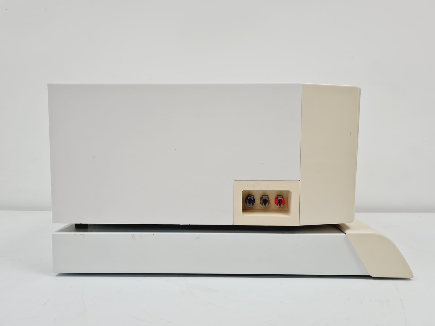 Image of BIO-RAD Bio-Plex System, Luminex XYP & Luminex 100 Multiplex Lab