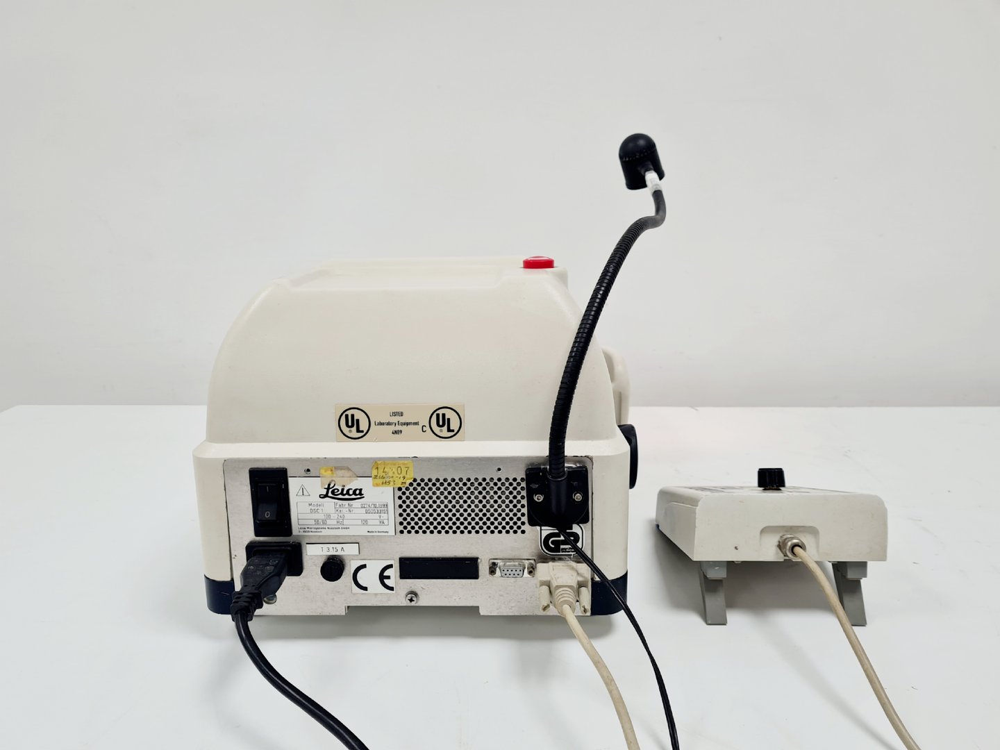 Image of Leica DSC 1 Microtome w/ Controller Lab Spares/Repairs