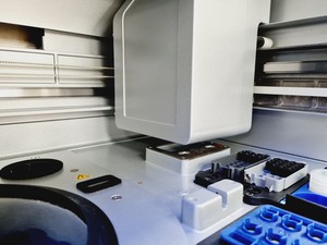 Thumbnail image of Qiagen QIAcube Automated DNA / RNA Purification Robot Lab Spares/repairs