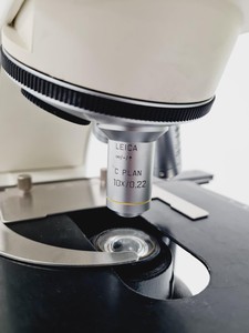 Thumbnail image of Leica DMLS Clinical Microscope w/ 3 Objectives 40x/0.65, 20x/0.40, 10x/0.22