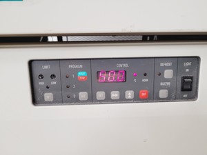 Thumbnail image of Sanyo MIR-553 Cooled Incubator Lab