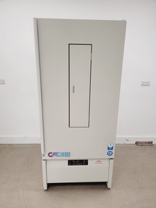 Thumbnail image of Sanyo MIR-553 Cooled Incubator Lab