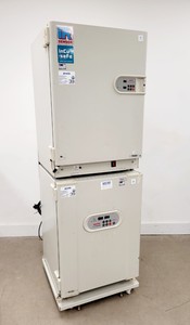Thumbnail image of Sanyo CO2 Incubator Double Stack MCO17-AIC/MCO-18AIC Lab