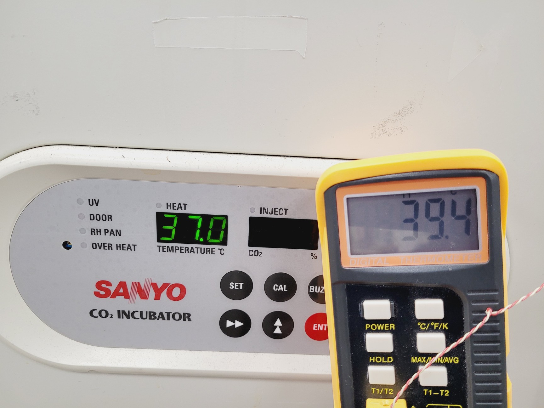 Image of Sanyo CO2 Incubator Double Stack MCO17-AIC/MCO-18AIC Lab