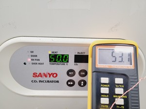 Thumbnail image of Sanyo CO2 Incubator Double Stack MCO17-AIC/MCO-18AIC Lab