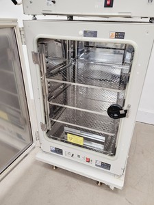 Thumbnail image of Sanyo CO2 Incubator Double Stack MCO17-AIC/MCO-18AIC Lab