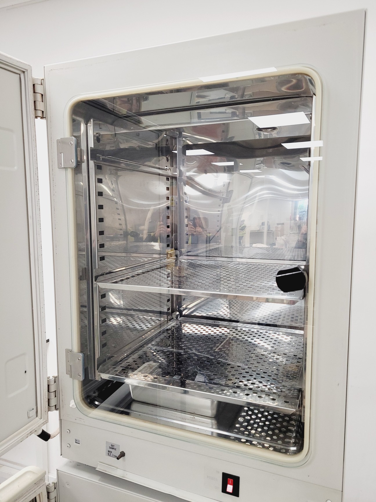 Image of Sanyo CO2 Incubator Double Stack MCO17-AIC/MCO-18AIC Lab