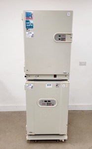 Thumbnail image of Sanyo CO2 Incubator Double Stack MCO17-AIC/MCO-18AIC Lab