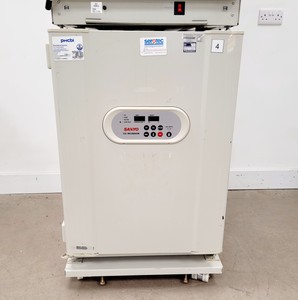 Thumbnail image of Sanyo CO2 Incubator Double Stack MCO17-AIC/MCO-18AIC Lab