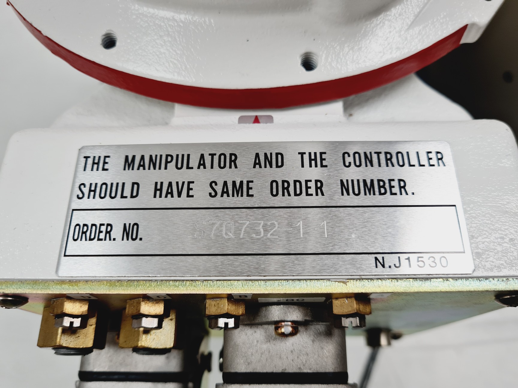 Image of Yaskawa Electrics Motoman YR HP3J-J01 w/ Power Supply & Controller Lab Faulty