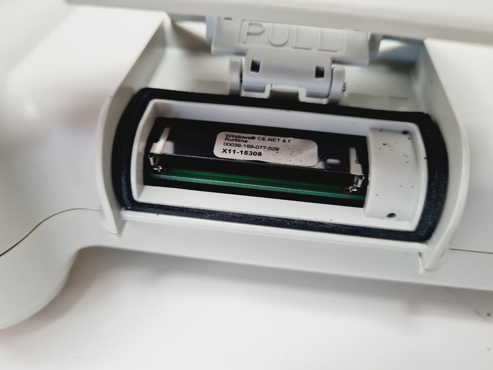 Image of Yaskawa Electrics Motoman YR HP3J-J01 w/ Power Supply & Controller Lab Faulty