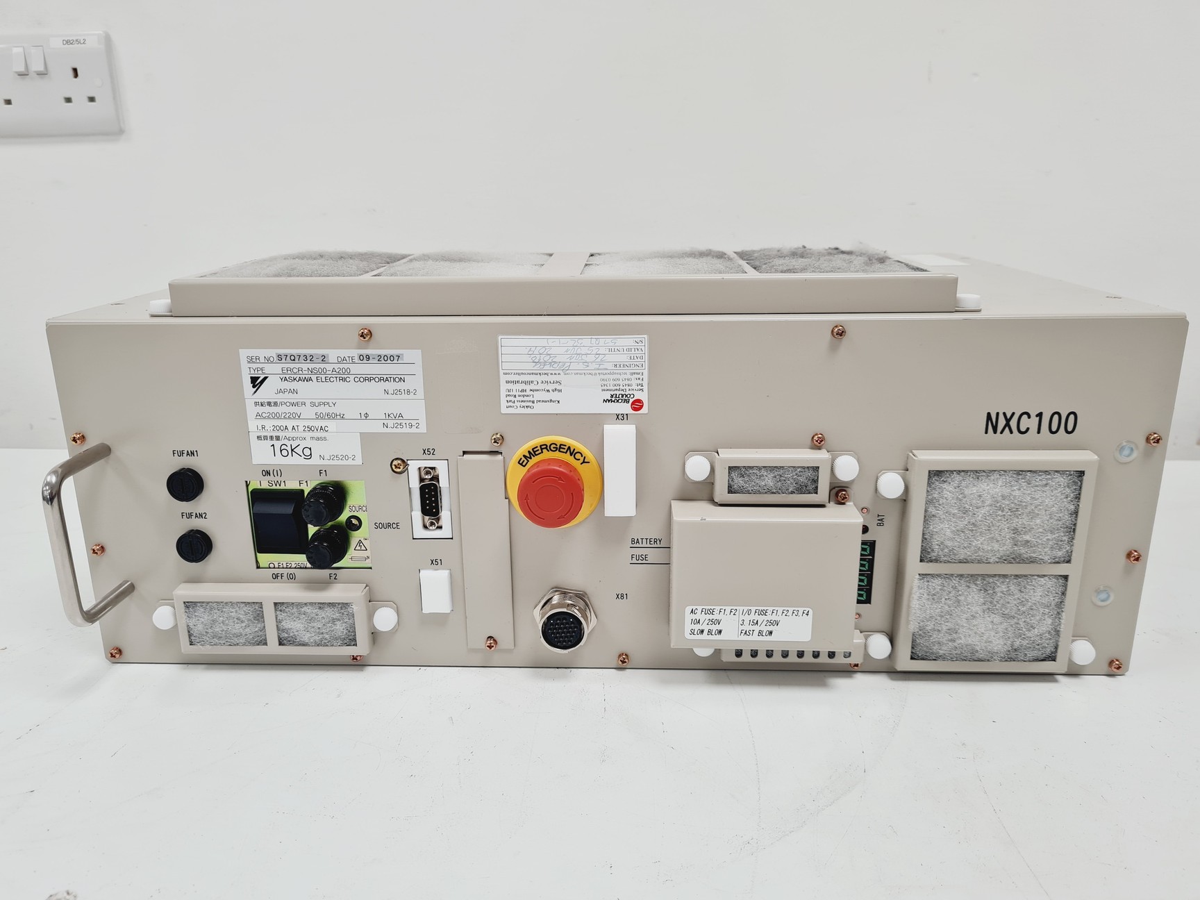 Image of Yaskawa Electrics Motoman YR HP3J-J01 w/ Power Supply & Controller Lab Faulty