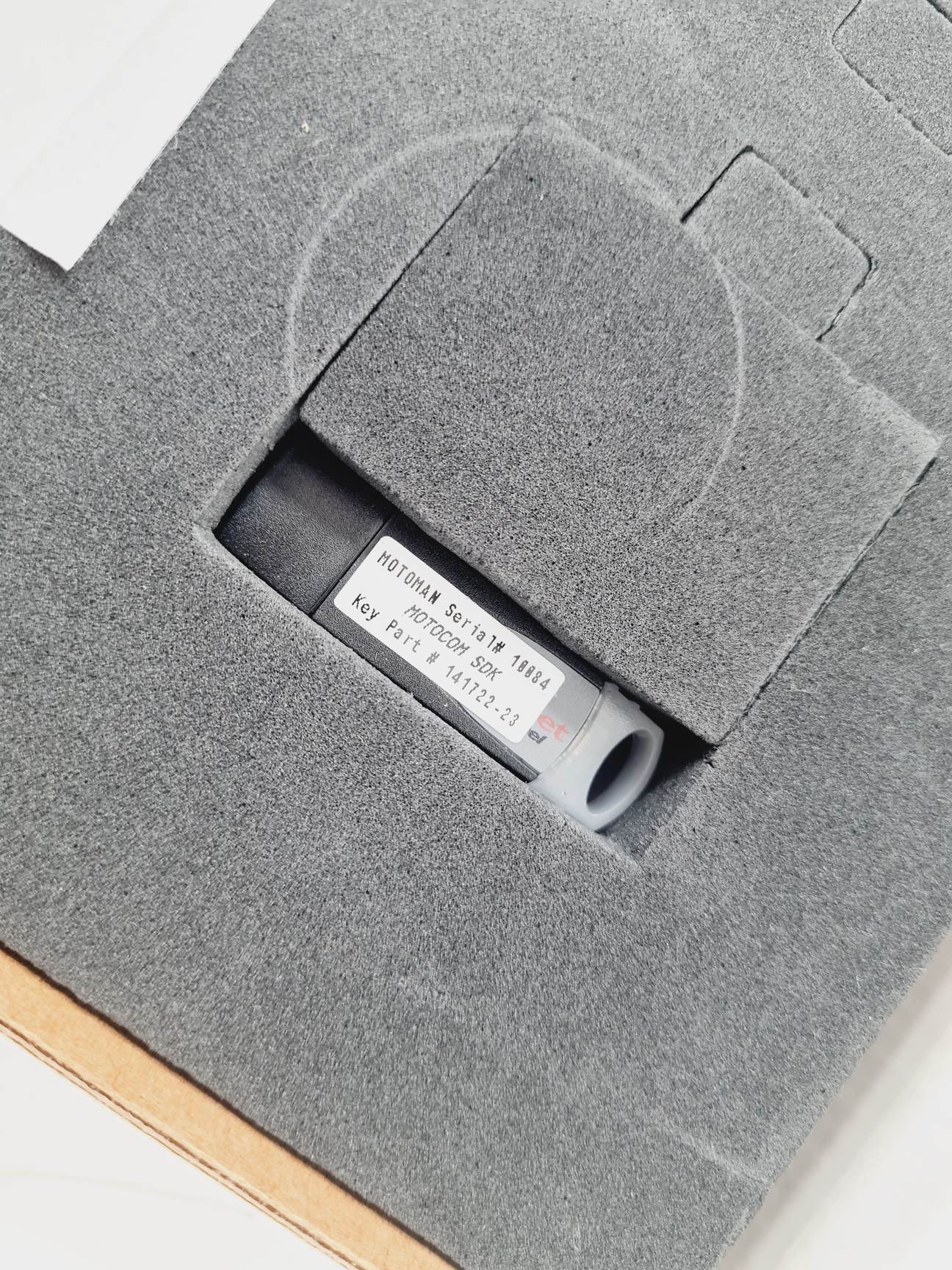 Image of Yaskawa Electrics Motoman YR HP3J-J01 w/ Power Supply & Controller Lab Faulty