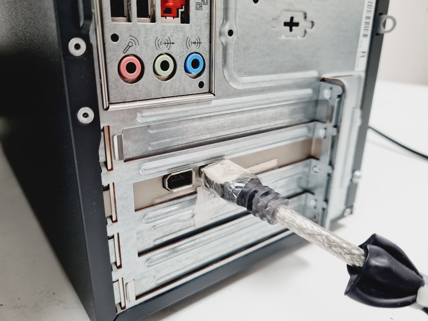 Image of Foster + Freeman Foram 685-2  Forensic Raman Spectrometer w/ PC & Software