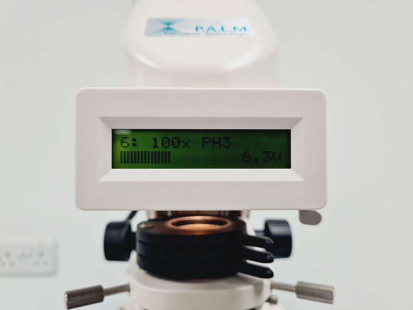 Image of PALM Laser Microscope Microlaser MicroBeam Zeiss Axiovert 200M P.A.L.M Lab