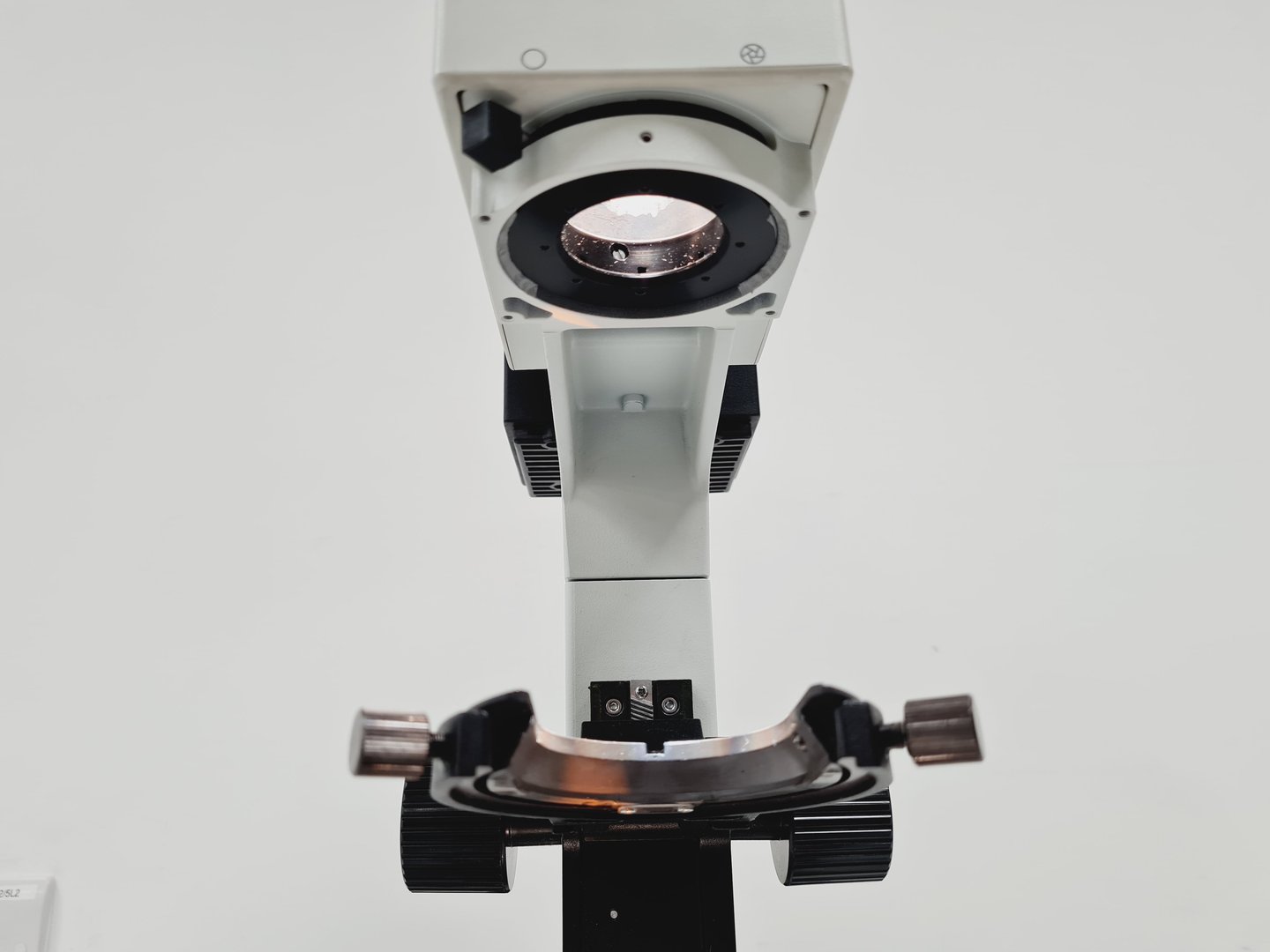 Image of Olympus IX70 Inverted Fluorescence Microscope w/ U-ULS100HG Lab Spares/Repairs