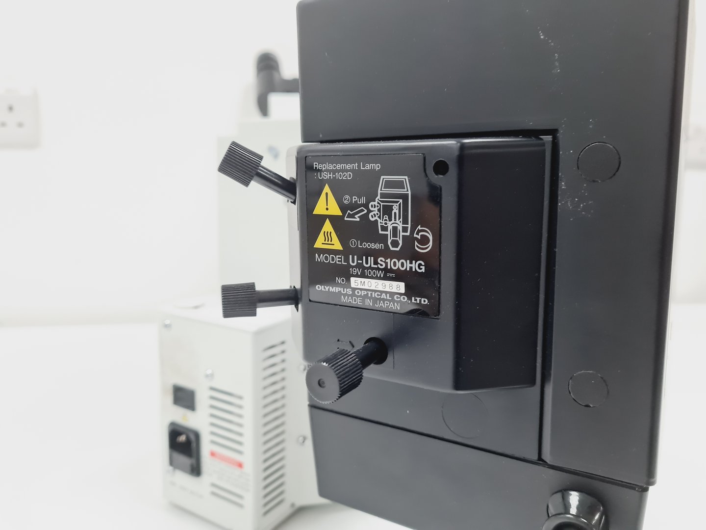 Image of Olympus IX70 Inverted Fluorescence Microscope w/ U-ULS100HG Lab Spares/Repairs