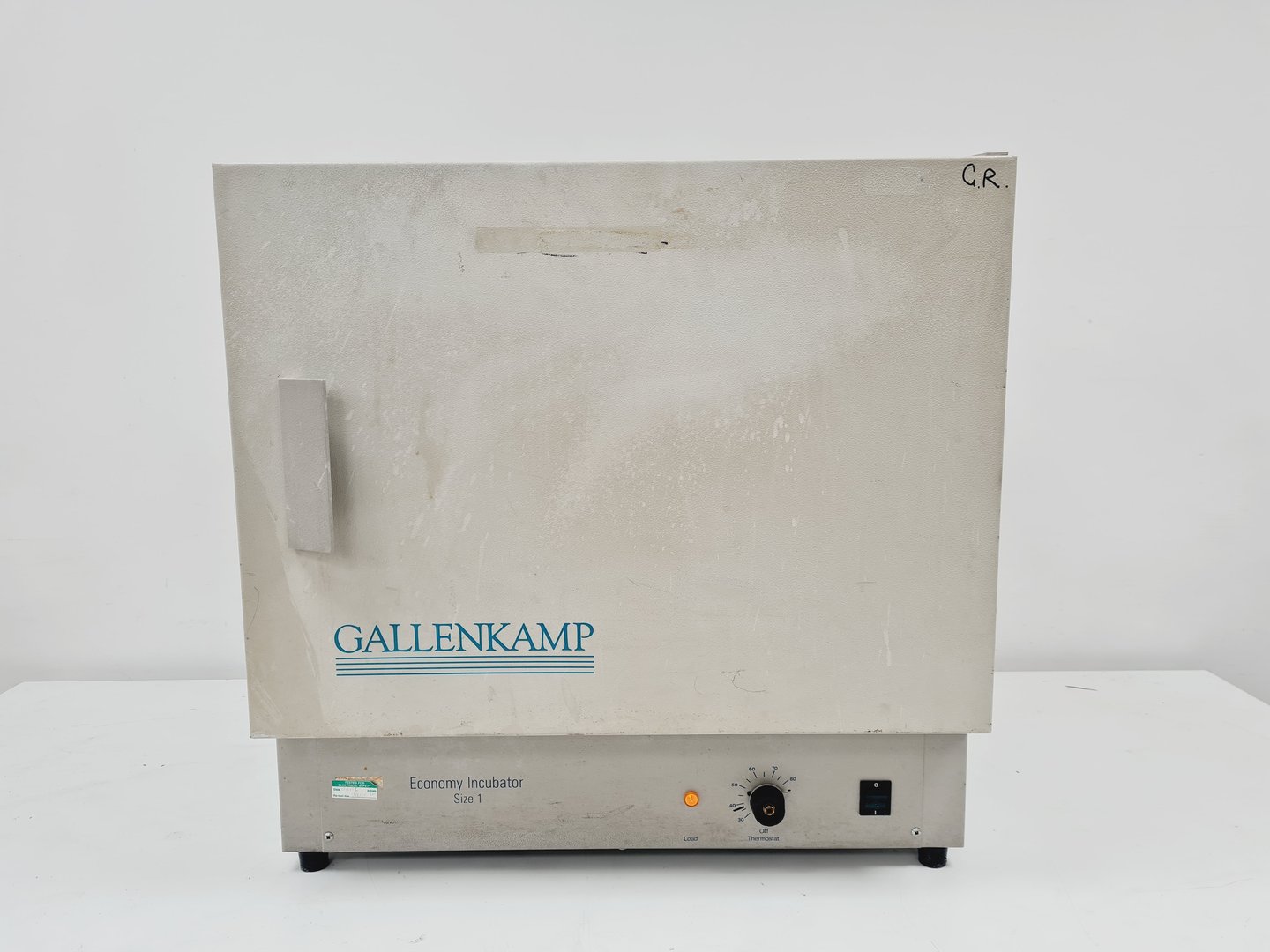 Image of Gallenkamp Economy Incubator Size 1 Lab