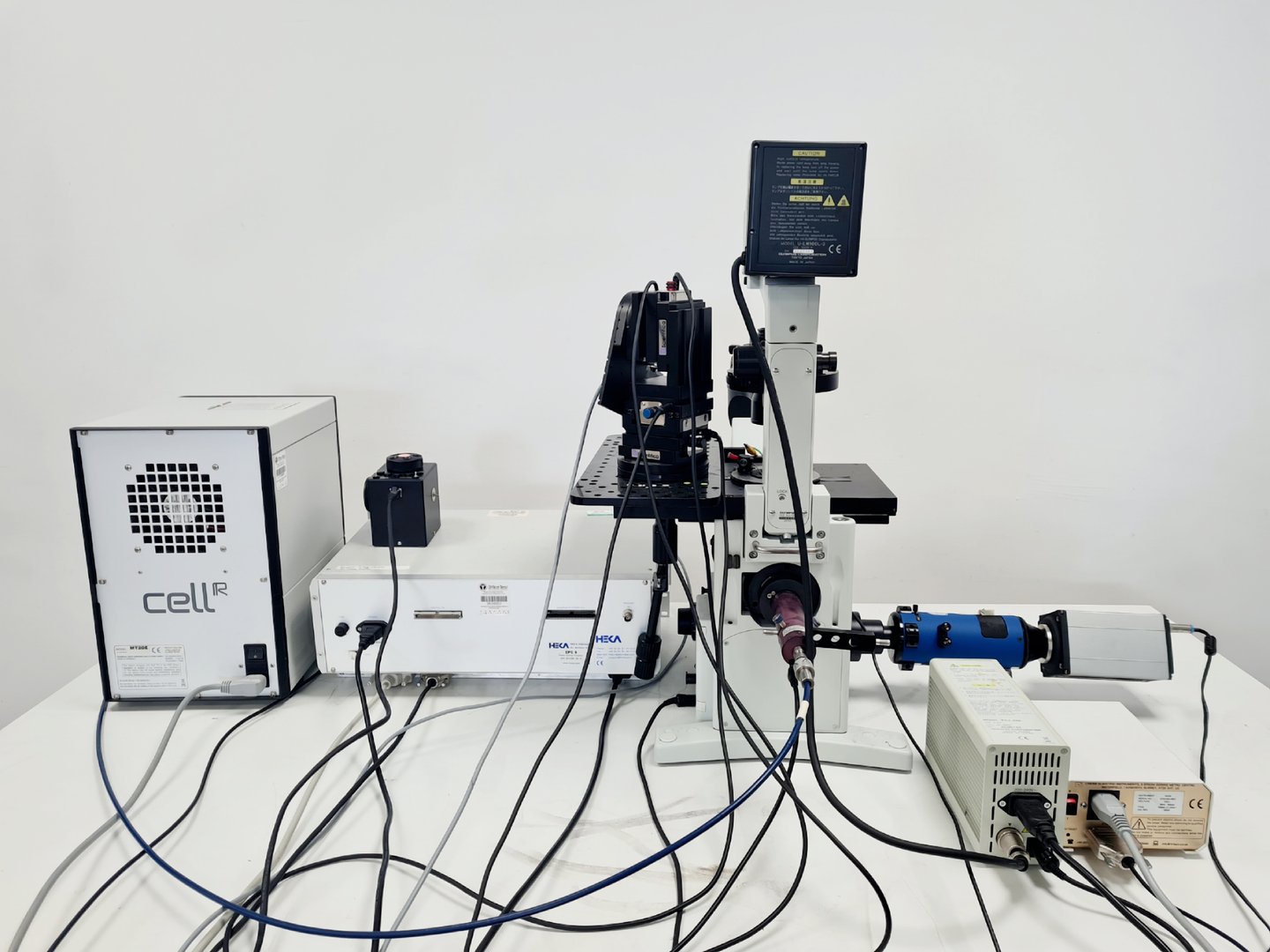 Image of Olympus IX71 Inverted Microscope, Electrophysiology & Imaging System Lab 