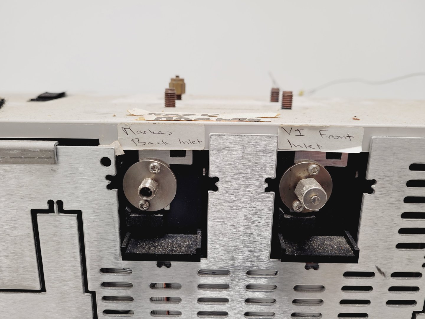 Image of Agilent Technologies 6890N Network GC Gas Chromatograph System Lab Faulty