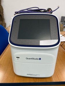 Thumbnail image of Applied Biosystem QuantStudio 5 PCR Instrument 384 Well