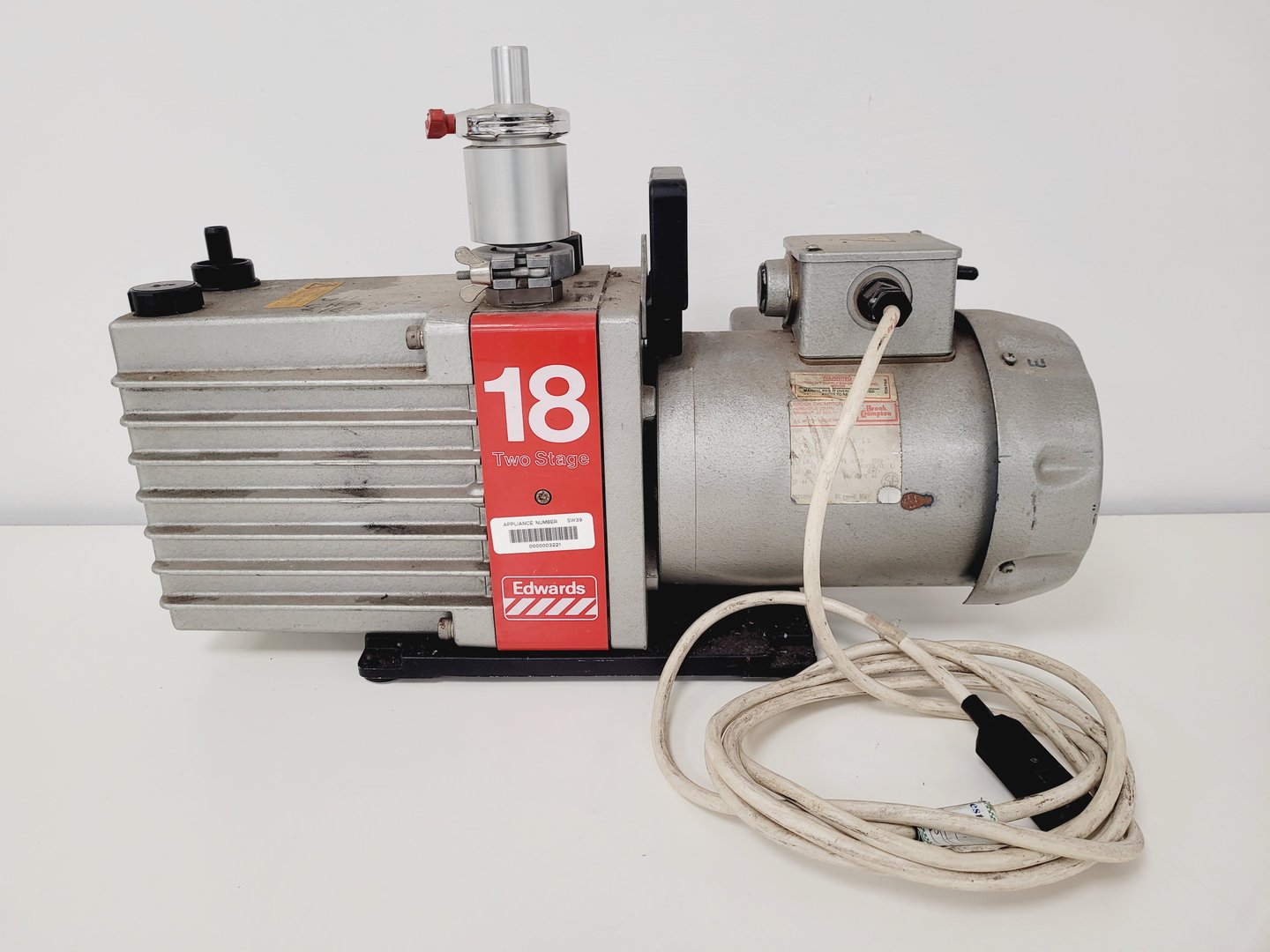 Image of Job Lot Edwards Rotary Vane Vacuum Pumps - E2M12 - E2M8 - E2M18 