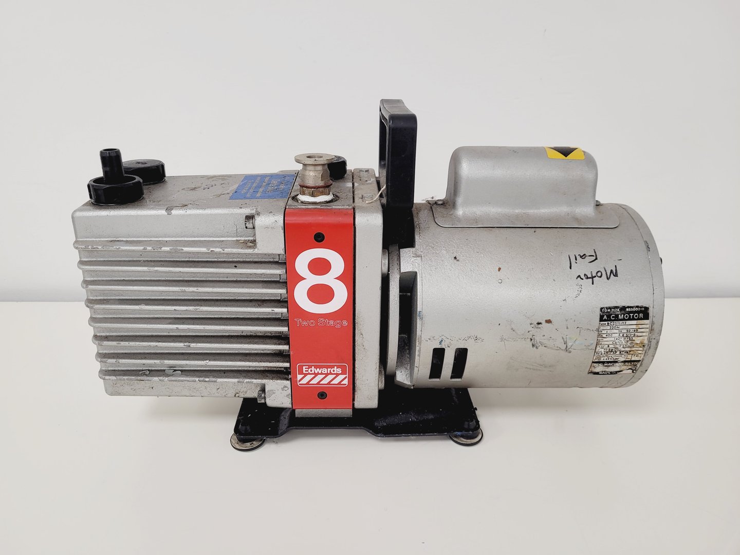 Image of Job Lot Edwards Rotary Vane Vacuum Pumps - E2M12 - E2M8 - E2M18 