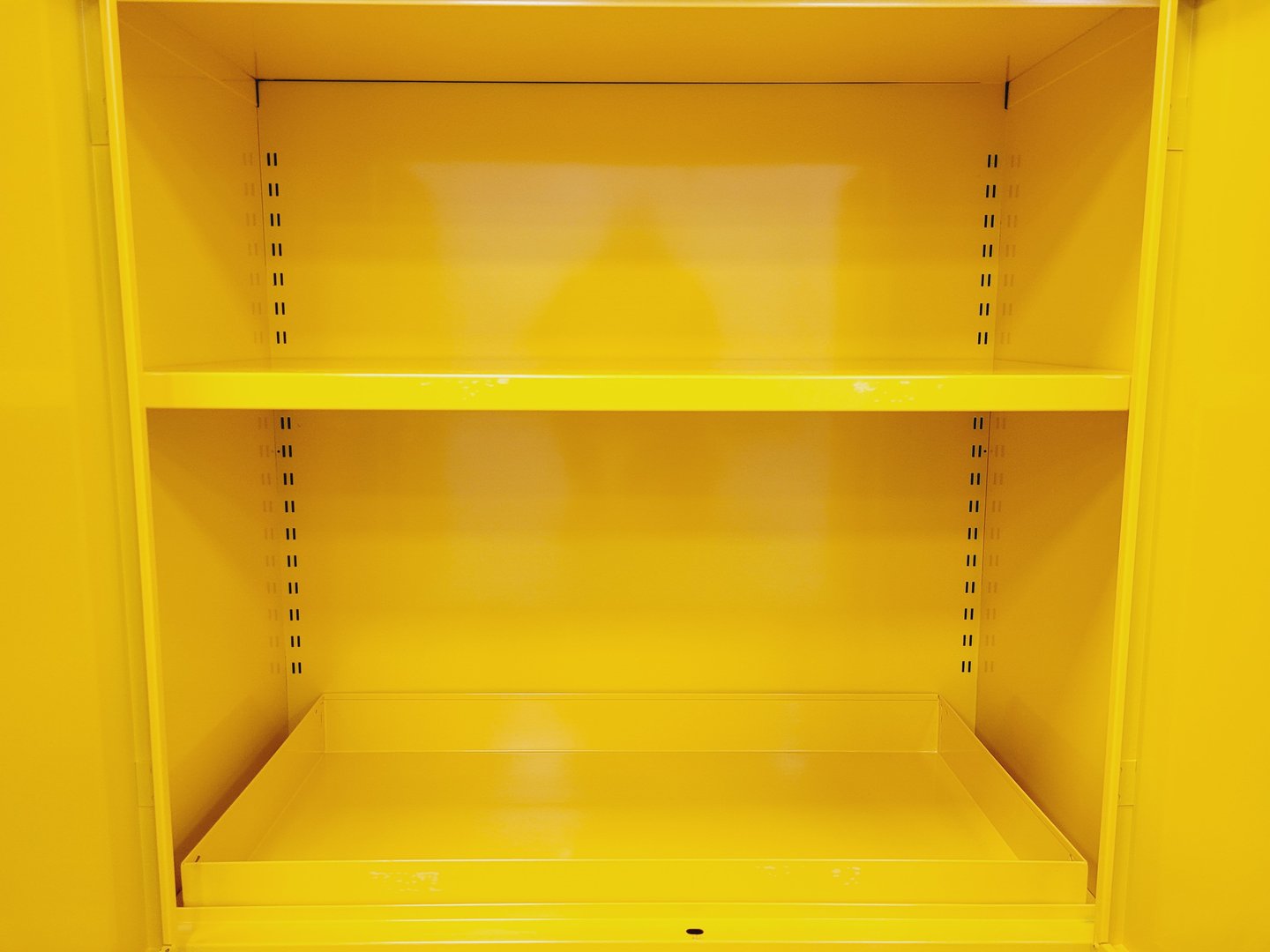 Image of Metal Flamable Chemical Storage Cabinet - Yellow Lab